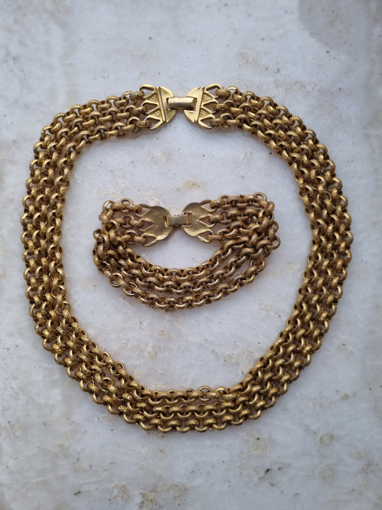 Vintage textured necklace