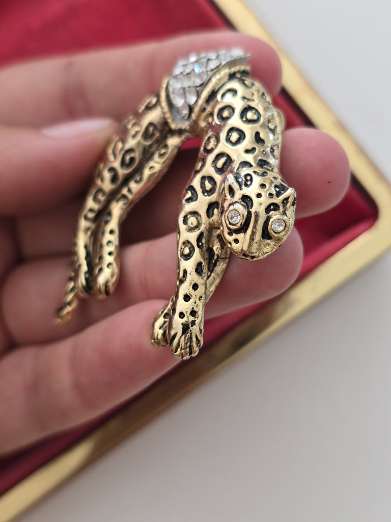 Vintage jaguar brooch