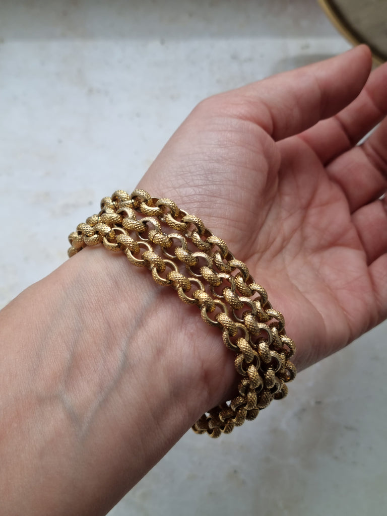 Vintage textured chain bracelet