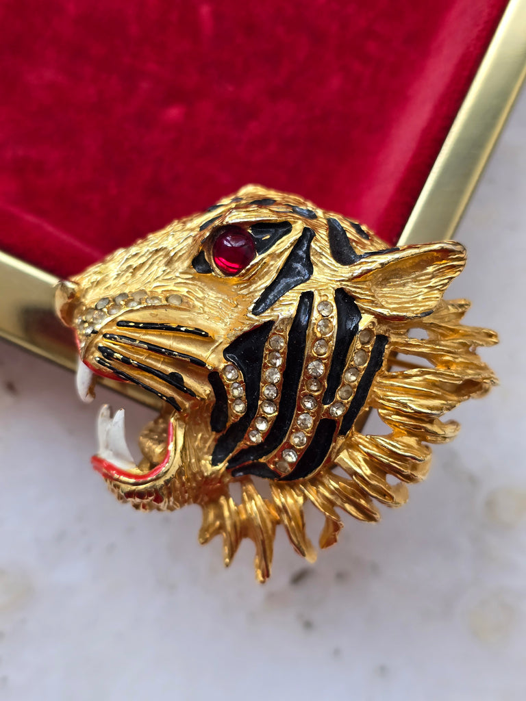 Vintage Tiger head brooch