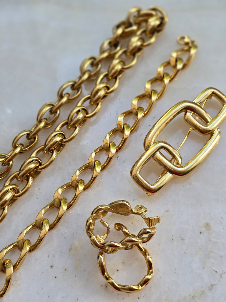 Vintage 90's Monet 22ct gold plated chunky chain