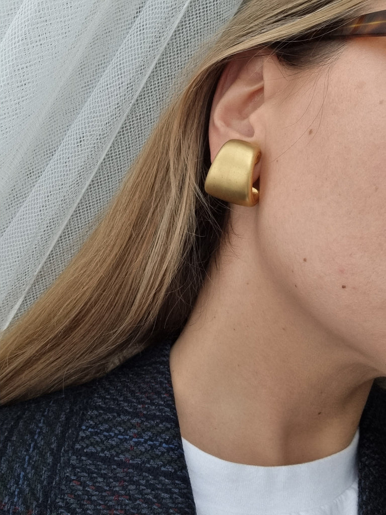 Vintage acrylic clip on earrings
