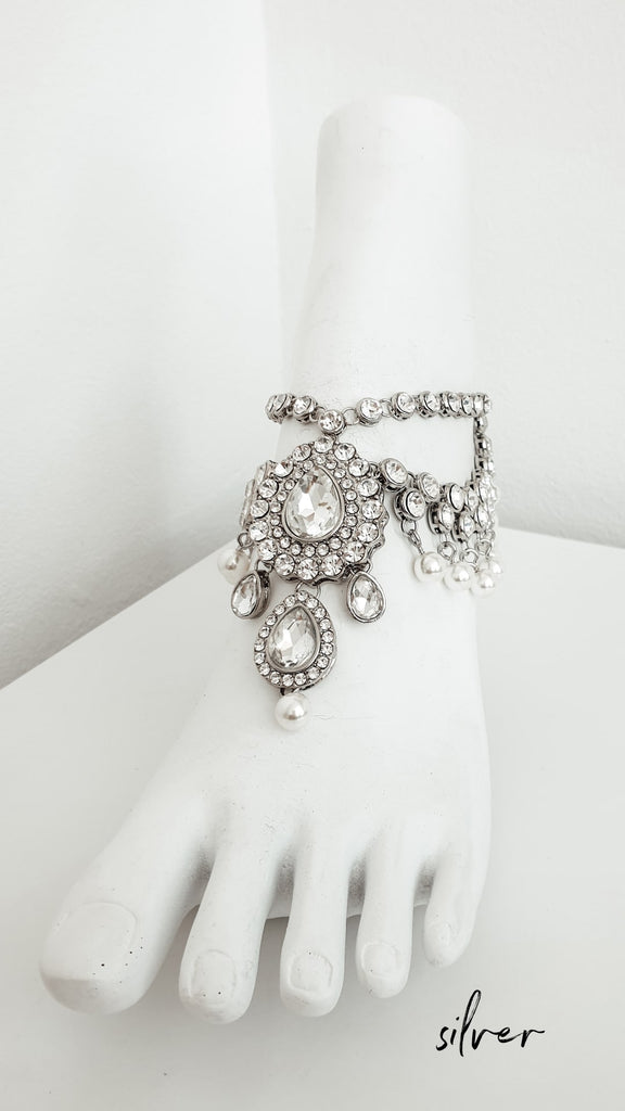 Pearl_anklet_for_bohemian_wedding